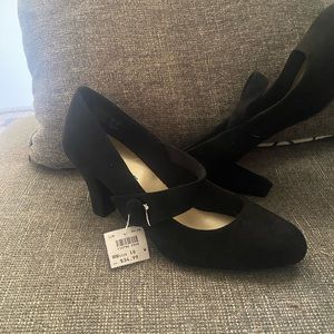 American Eagle heels